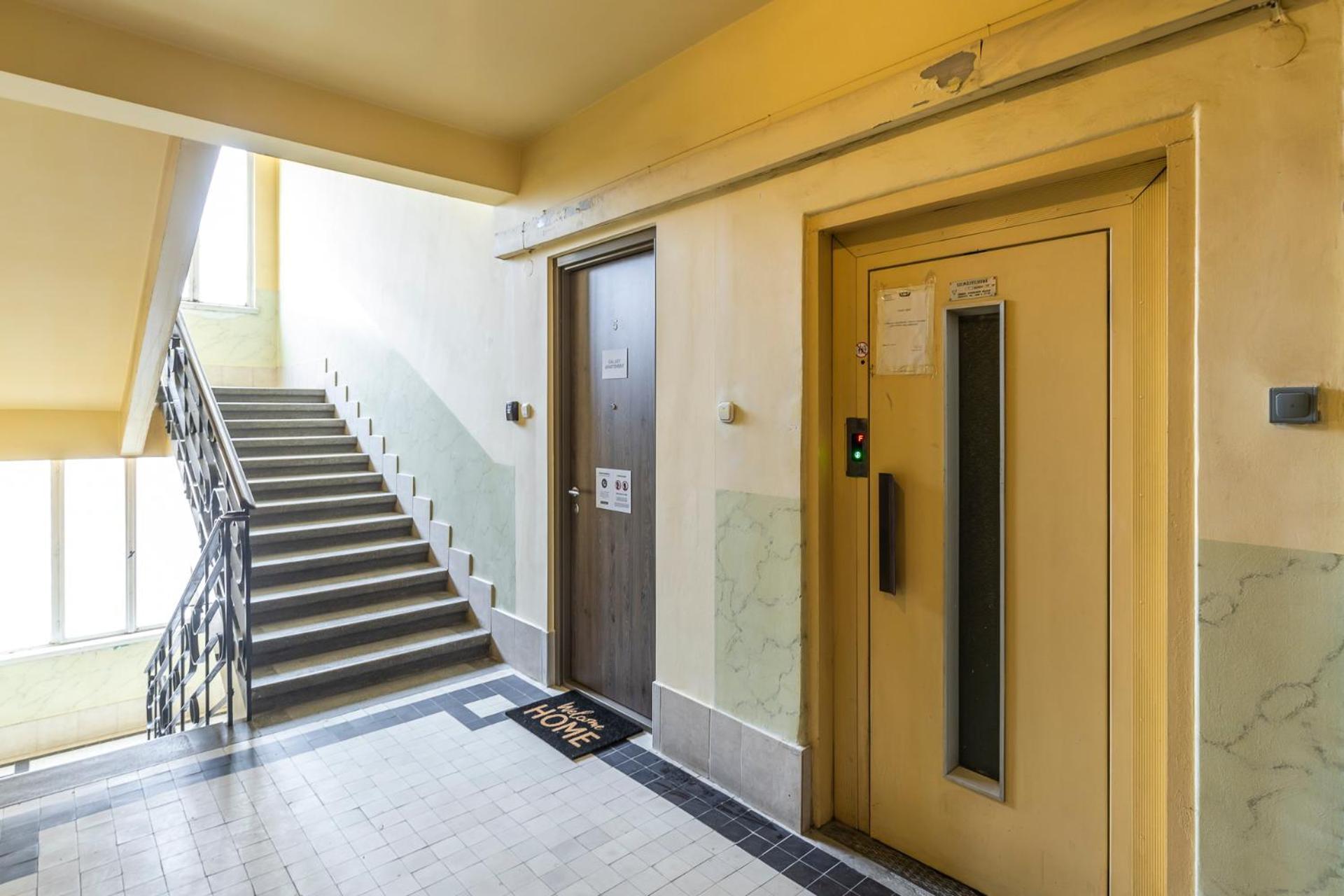 Galaxy Apartement Lift Parking Budapest Exteriör bild